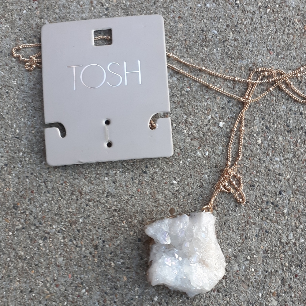 Import Brand August Quartz Geode Necklace